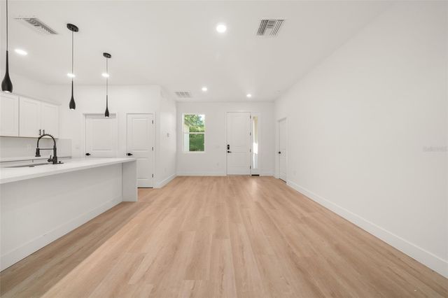 8381 MANTUA AVENUE, Sebring, FL 33872