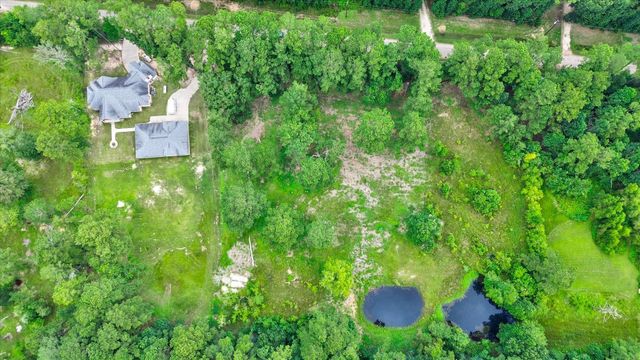 000 County Road 303, Dayton, TX 77535