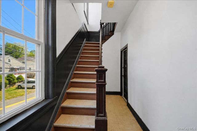 208 Tompkins Road, Yonkers, NY 10703