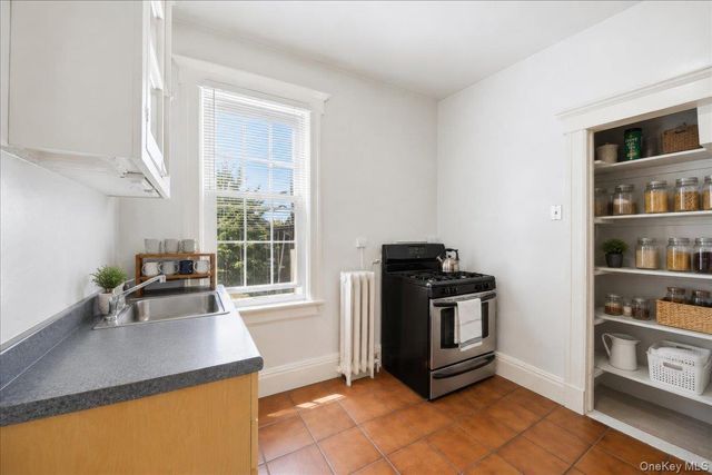 208 Tompkins Road, Yonkers, NY 10703