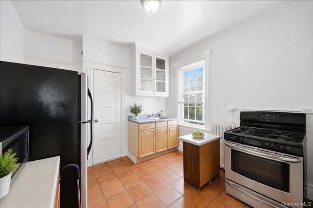 208 Tompkins Road, Yonkers, NY 10703