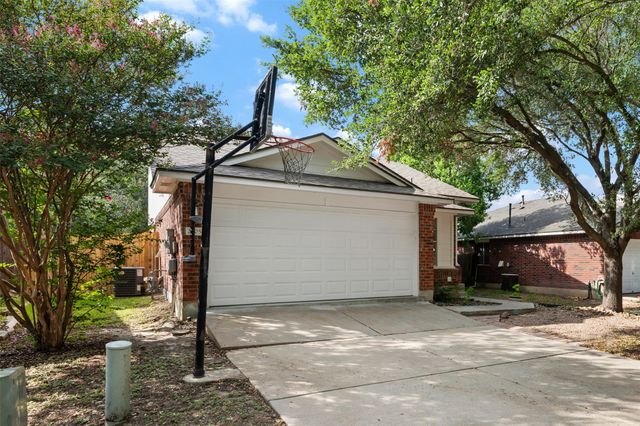 2205 Ada LN, Round Rock, TX 78664