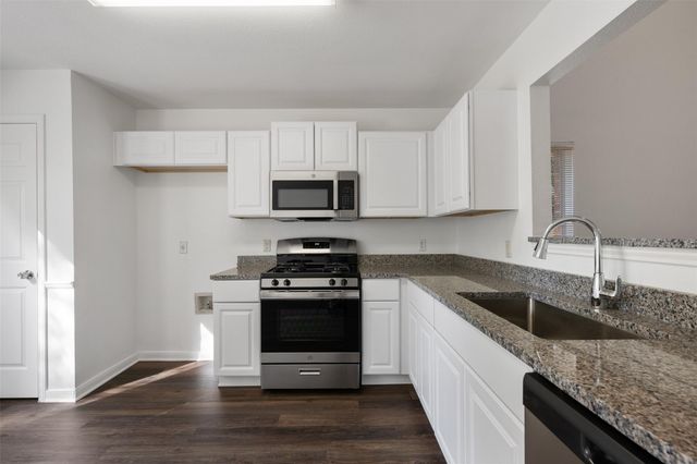 2205 Ada LN, Round Rock, TX 78664