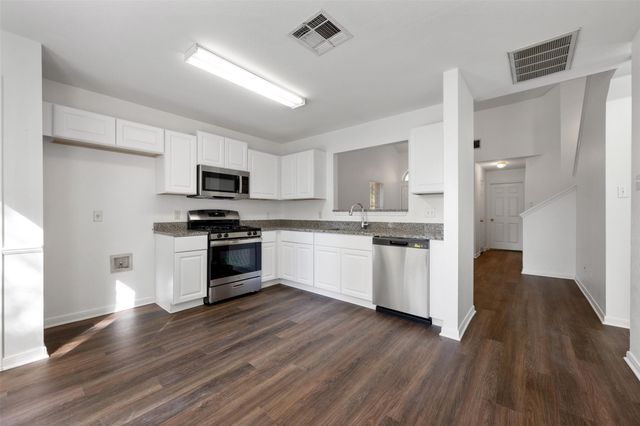2205 Ada LN, Round Rock, TX 78664
