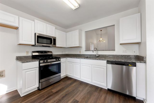 2205 Ada LN, Round Rock, TX 78664