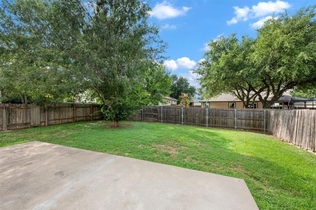 2205 Ada LN, Round Rock, TX 78664
