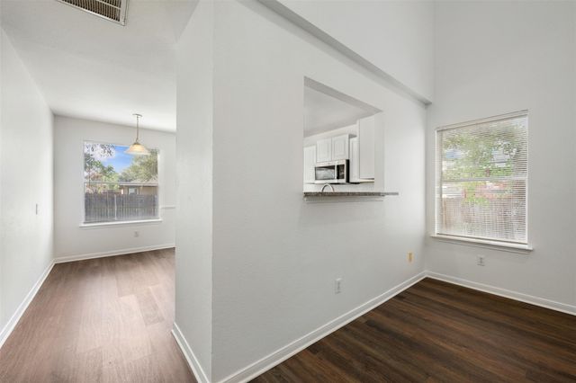 2205 Ada LN, Round Rock, TX 78664