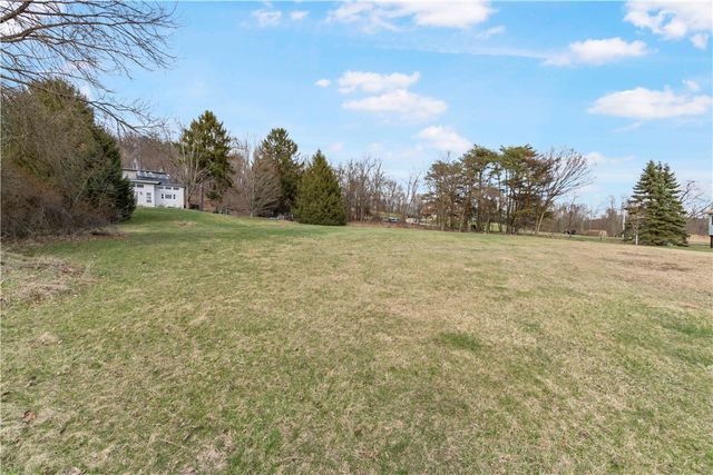 465 Amsler Ridge Rd, Economy, PA 15143