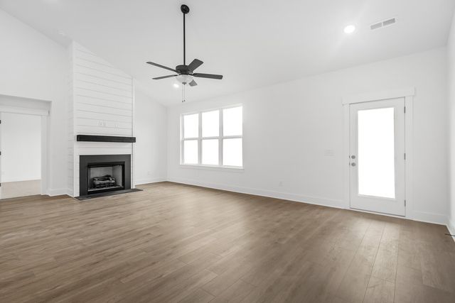 2882 Hutson Drive, White House, TN 37188