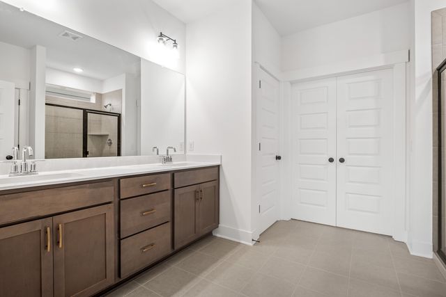 2882 Hutson Drive, White House, TN 37188