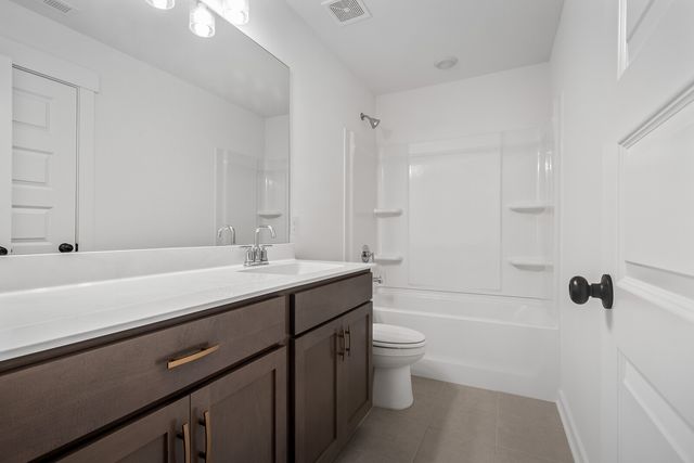 2882 Hutson Drive, White House, TN 37188
