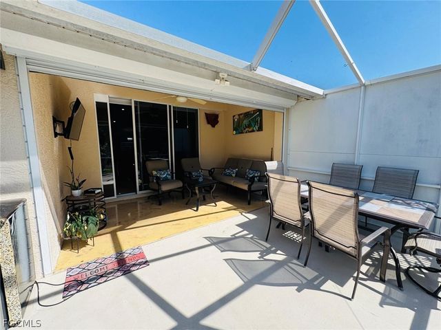 5313 Whitten DR 84, Naples, FL 34104