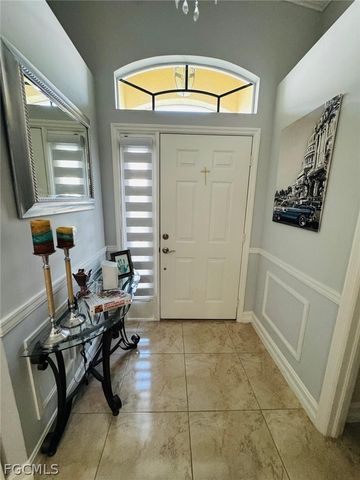 5313 Whitten DR 84, Naples, FL 34104