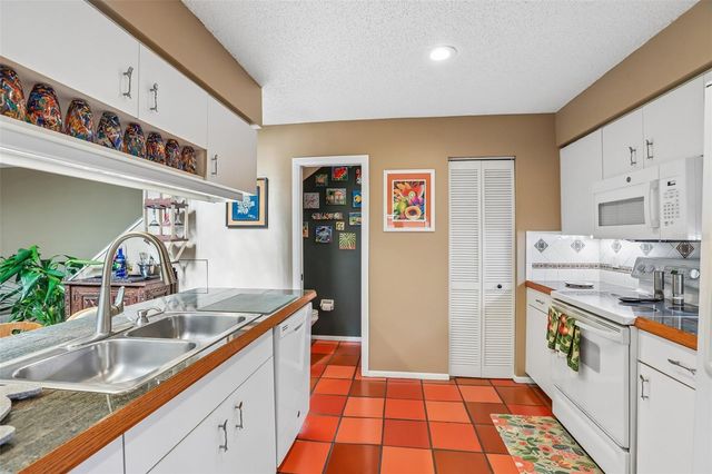 3308 W SANTIAGO STREET A, Tampa, FL 33629