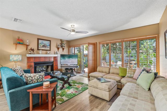 3308 W SANTIAGO STREET A, Tampa, FL 33629