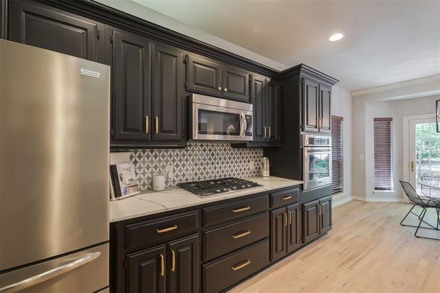 409 N Bradbury Drive, Edmond, OK 73034