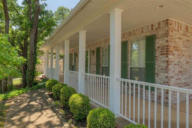 409 N Bradbury Drive, Edmond, OK 73034