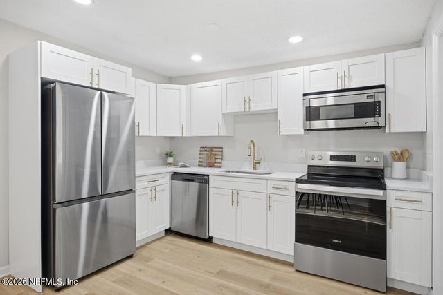 1416 EOLA Court, Jacksonville, FL 32205