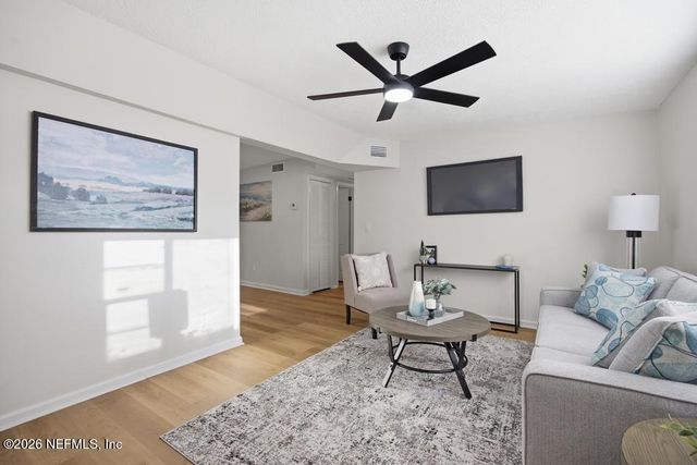 1416 EOLA Court, Jacksonville, FL 32205