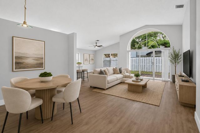 1371 SW 181ST Avenue, Pembroke Pines, FL 33029