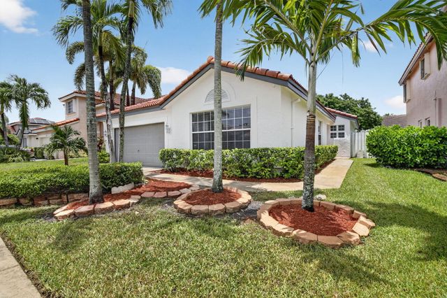 1371 SW 181ST Avenue, Pembroke Pines, FL 33029