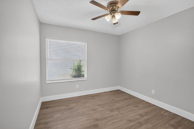 1371 SW 181ST Avenue, Pembroke Pines, FL 33029
