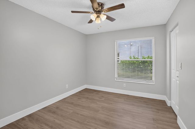 1371 SW 181ST Avenue, Pembroke Pines, FL 33029