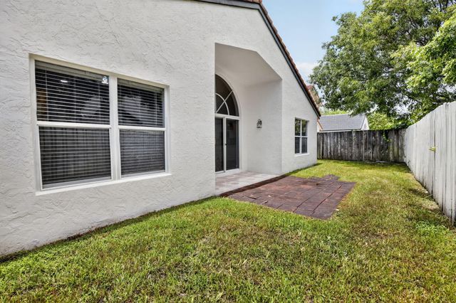 1371 SW 181ST Avenue, Pembroke Pines, FL 33029