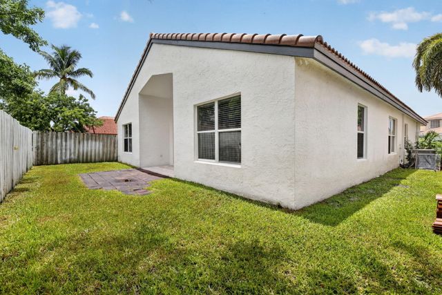 1371 SW 181ST Avenue, Pembroke Pines, FL 33029
