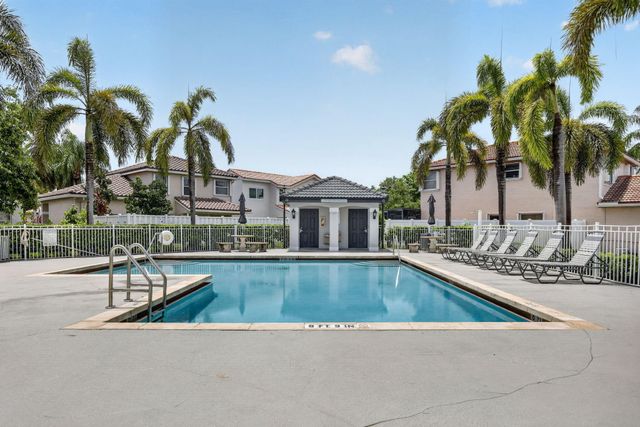 1371 SW 181ST Avenue, Pembroke Pines, FL 33029