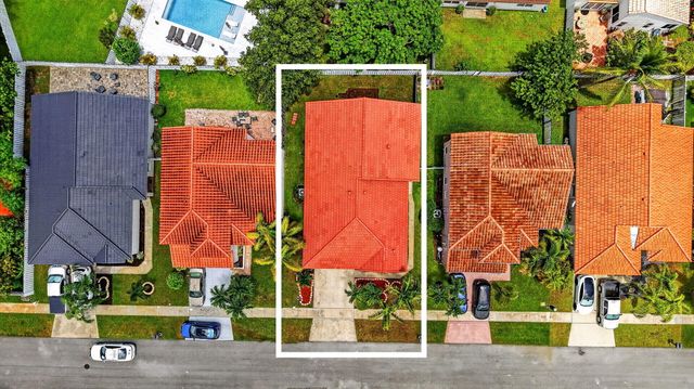1371 SW 181ST Avenue, Pembroke Pines, FL 33029