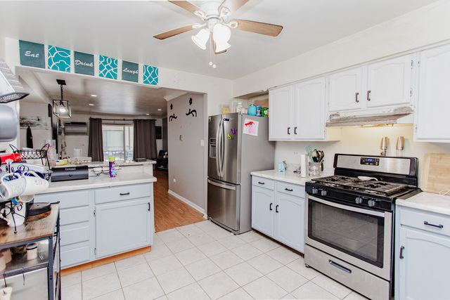 5151 N EAST RIVER Road 125A, Chicago, IL 60656