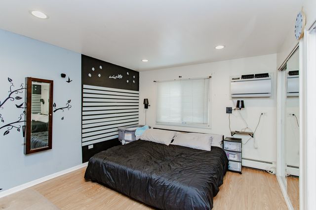 5151 N EAST RIVER Road 125A, Chicago, IL 60656