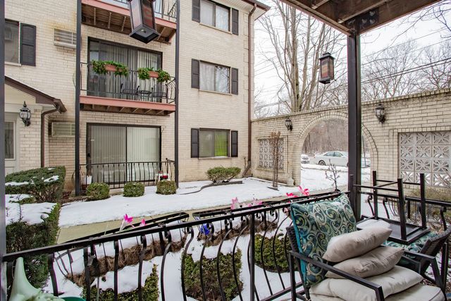 5151 N EAST RIVER Road 125A, Chicago, IL 60656