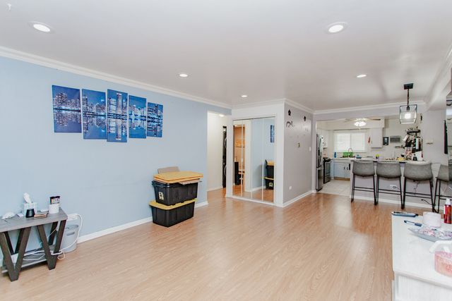 5151 N EAST RIVER Road 125A, Chicago, IL 60656