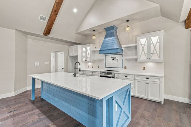 545 Mckittrick Court, Godley, TX 76044