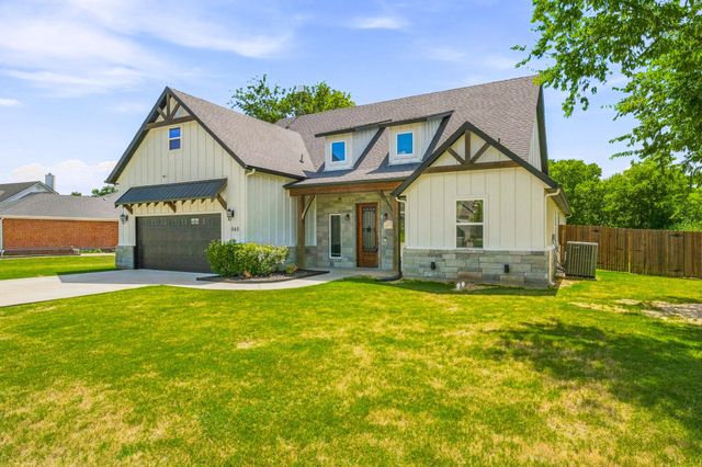 545 Mckittrick Court, Godley, TX 76044
