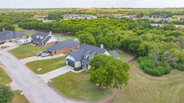 545 Mckittrick Court, Godley, TX 76044