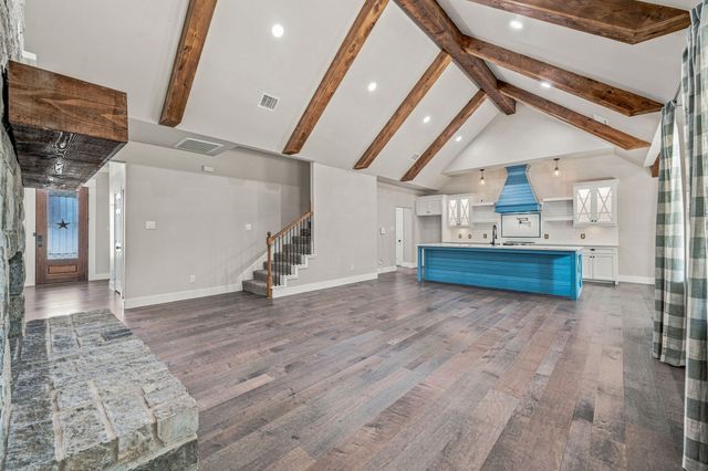 545 Mckittrick Court, Godley, TX 76044