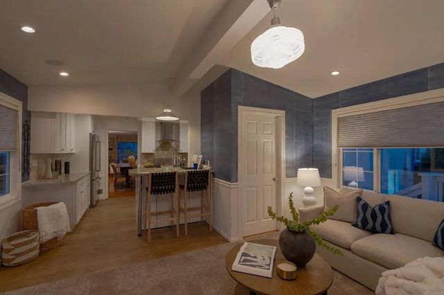 467 Avalon Drive, South San Francisco, CA 94080