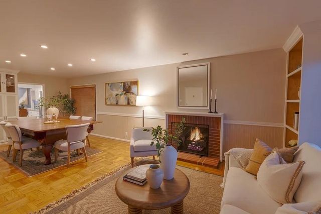 467 Avalon Drive, South San Francisco, CA 94080