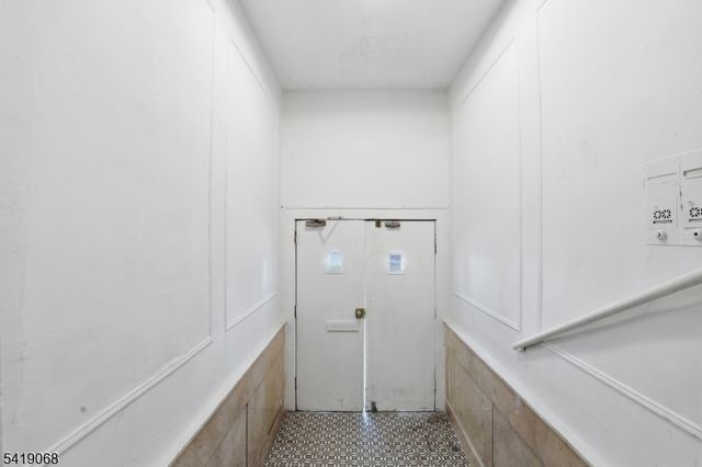 124 Paine Ave, Irvington Twp., NJ 07111