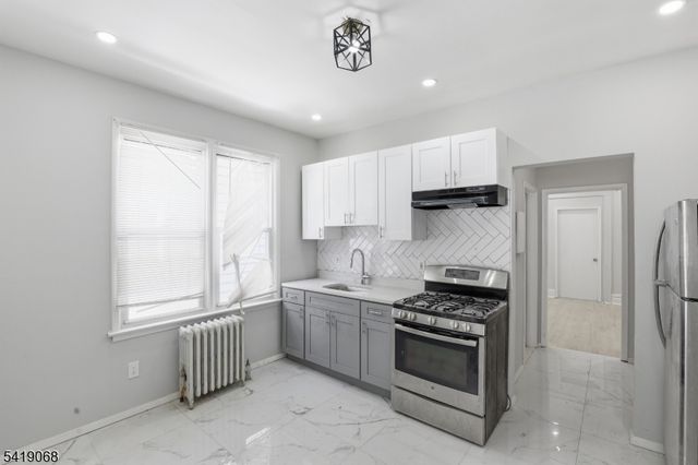 124 Paine Ave, Irvington Twp., NJ 07111