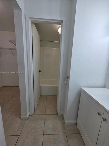 2350 NE 135th St 201, North Miami, FL 33181