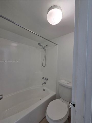 2350 NE 135th St 201, North Miami, FL 33181