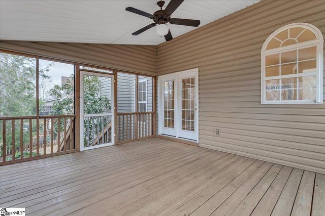 1105 Farming Creek Drive, Simpsonville, SC 29680