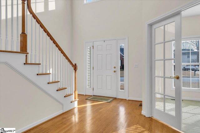 1105 Farming Creek Drive, Simpsonville, SC 29680