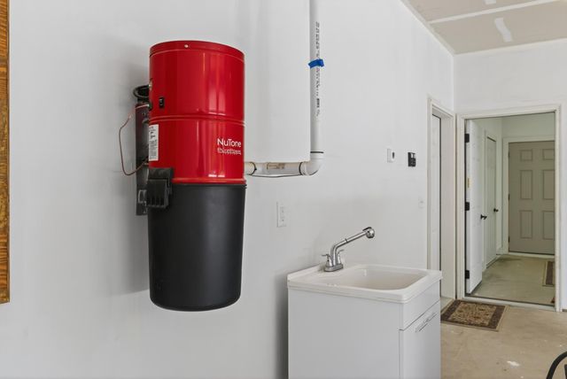 491 Roosevelt Road S, Onamia Twp, MN 56359