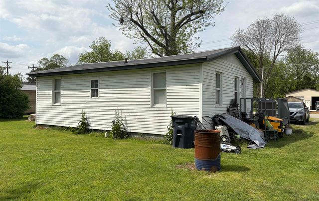 631 E Castleberry Street, Piggott, AR 72454