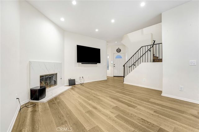 10025 Topanga Canyon 109, Chatsworth, CA 91311